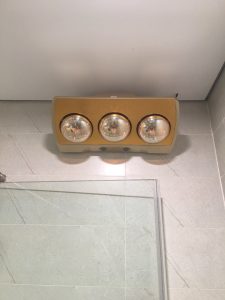 lắp đèn sưởi treo tường Heizen